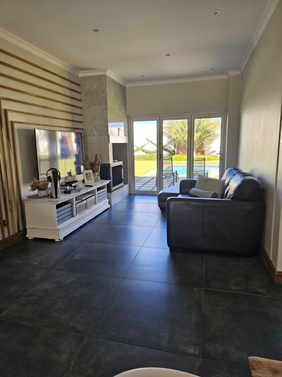 5 Bedroom Property for Sale in St Helena Free State